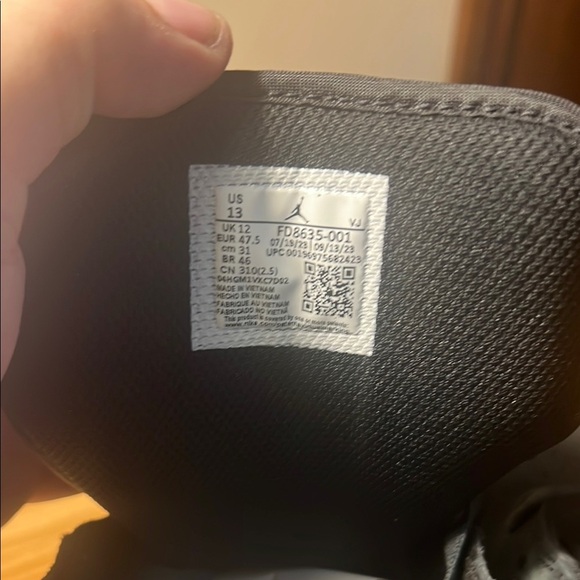 Nike Air Jordan 1 Low SE Craft Dark Smoke Grey Varsity Red. Size 13 - Picture 3 of 6